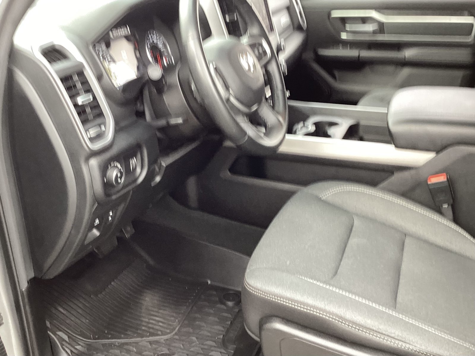 Used 2022 RAM 1500 Big Horn AWD/4WD image 10
