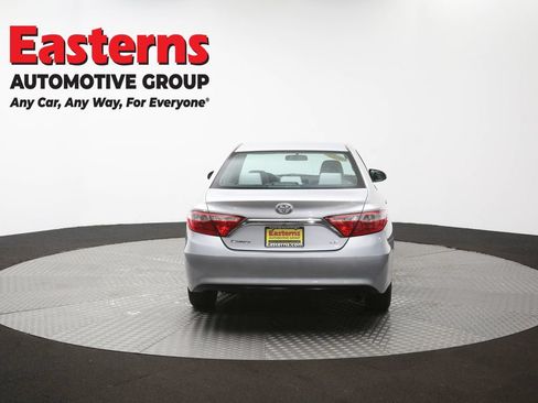 Used 2015 Toyota Camry LE FWD image 35
