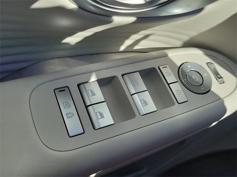 New 2026 Hyundai Ioniq 9 SEL image 14