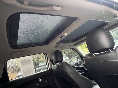 Used 2017 MINI Cooper Clubman image 9