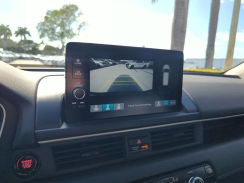 Used 2024 Honda Pilot EX-L image 13