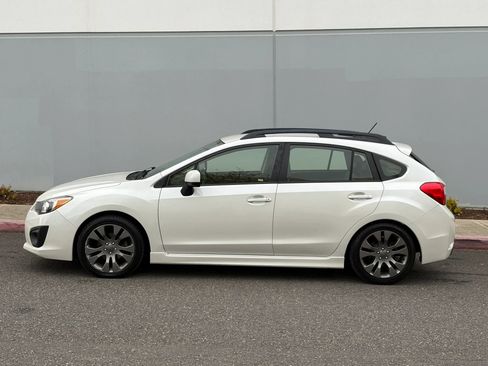 Used 2014 Subaru Impreza 2.0i Sport Limited w/ Popular Package #1 AWD/4WD image 3