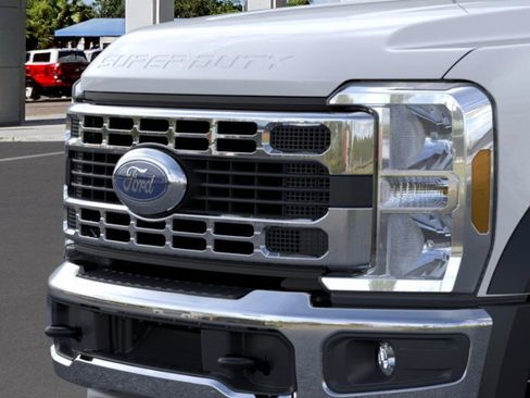 New 2026 Ford F550 XL 2WD American Commercial 16' image 17