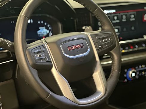 Certified 2022 GMC Sierra 1500 SLT w/ SLT Convenience Package image 20