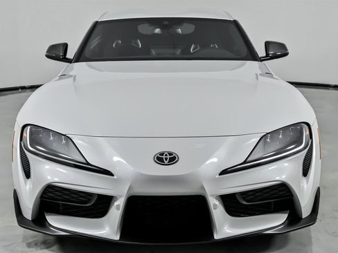 Used 2023 Toyota Supra image 5