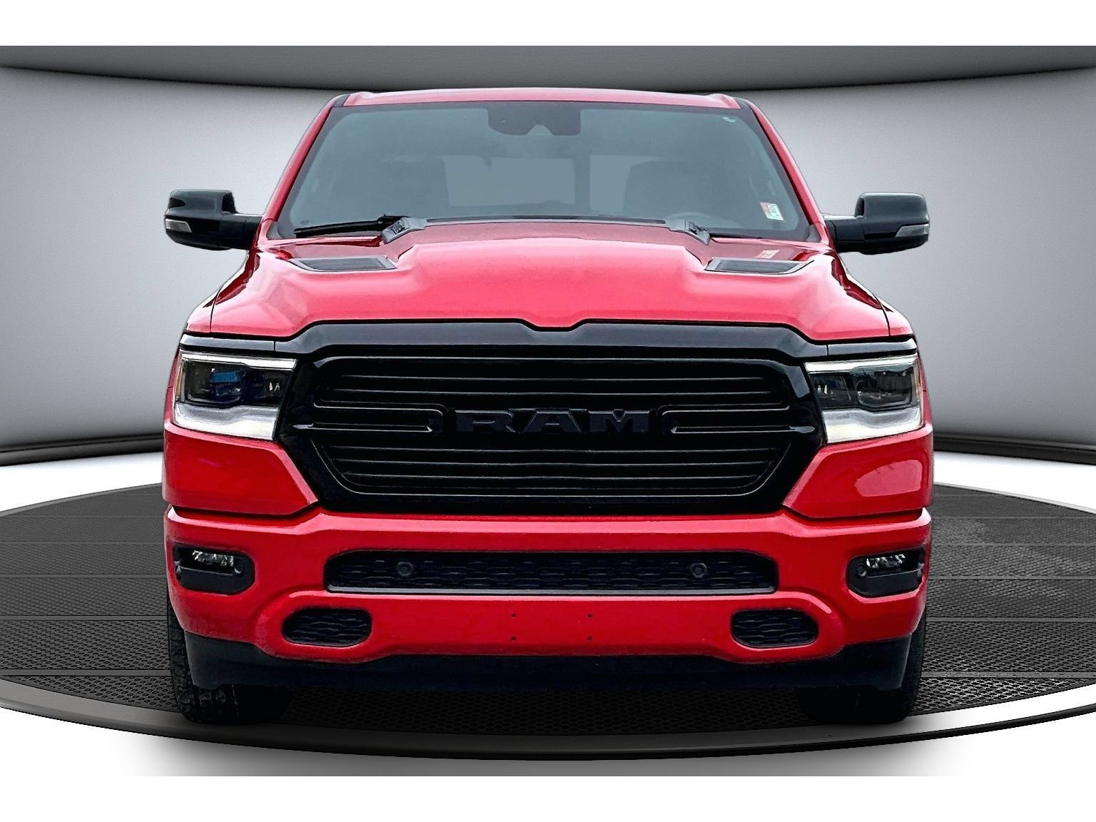 Certified 2023 RAM 1500 Laramie AWD/4WD image 4