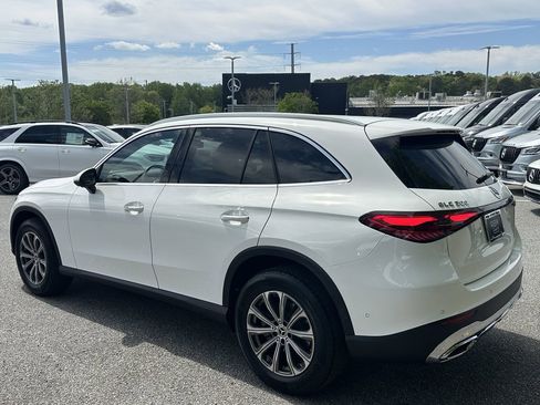 Certified 2025 Mercedes-Benz GLC 300 4MATIC image 6