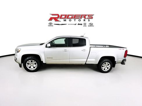 Used 2018 Chevrolet Colorado LT w/ LT Convenience Package AWD/4WD image 4