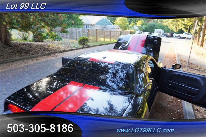 Used 2014 Dodge Challenger SXT RWD image 29