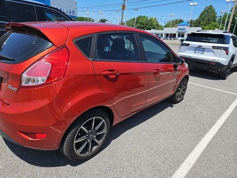Used 2019 Ford Fiesta SE w/ Equipment Group 201A FWD image 4