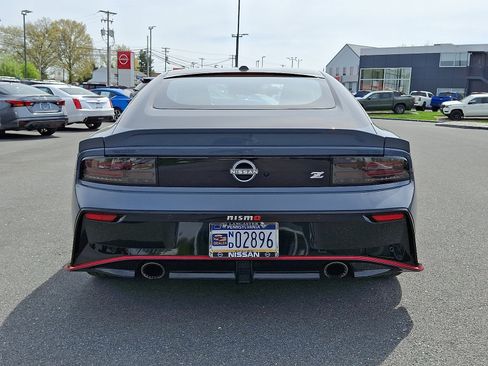 Certified 2024 Nissan Z NISMO w/ Floor Mat Package RWD image 6