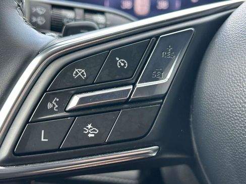 Used 2025 Buick Enclave Preferred image 22