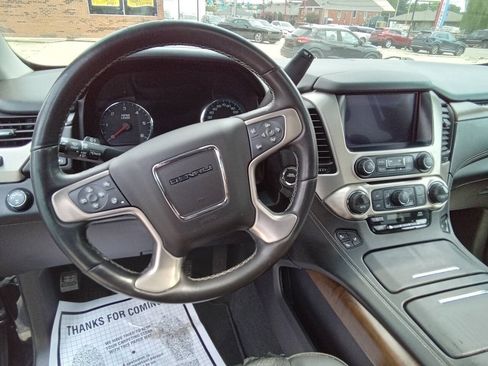 Used 2020 GMC Yukon Denali w/ Open Road Package AWD/4WD image 15