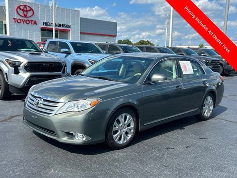 Used 2011 Toyota Avalon FWD image 1