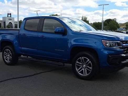 Used 2021 Chevrolet Colorado W/T w/ Custom Special Edition RWD image 2