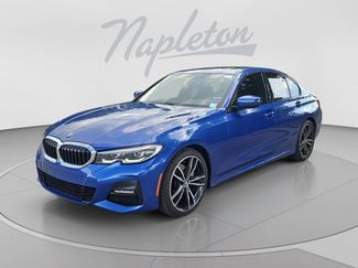 Used 2022 BMW 330i Sedan w/ M Sport Package RWD video 1