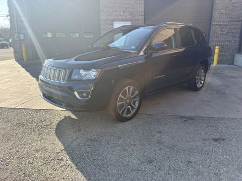 Used 2016 Jeep Compass High Altitude image 7