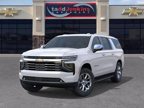 New 2025 Chevrolet Suburban Premier image 6