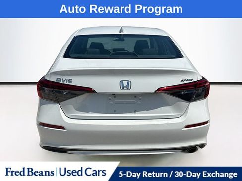 Used 2023 Honda Civic Sport image 8