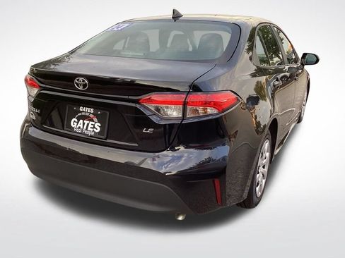 Used 2024 Toyota Corolla LE FWD image 10