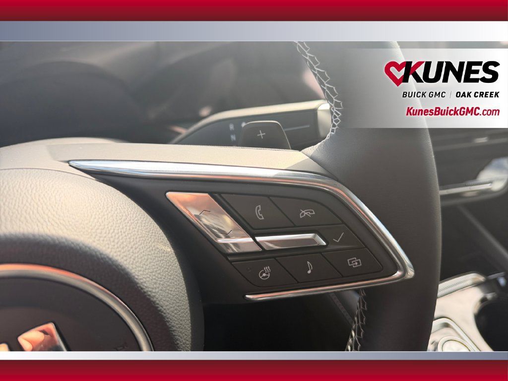 Used 2024 Buick Envision Preferred AWD/4WD image 18