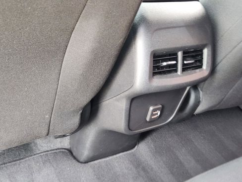 Used 2024 Chevrolet Equinox LS w/ Driver Confidence II Package FWD image 29
