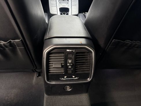 Used 2019 Porsche Macan AWD/4WD image 69
