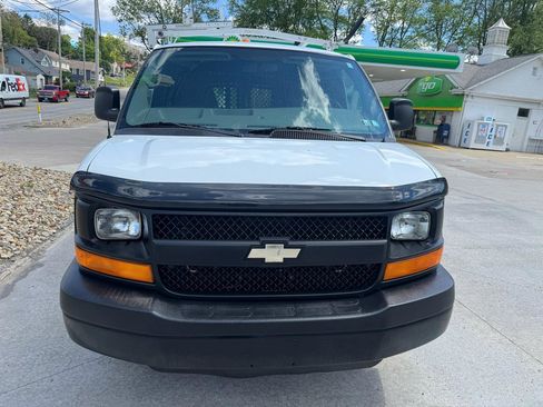 Used 2012 Chevrolet Express 2500 RWD image 8