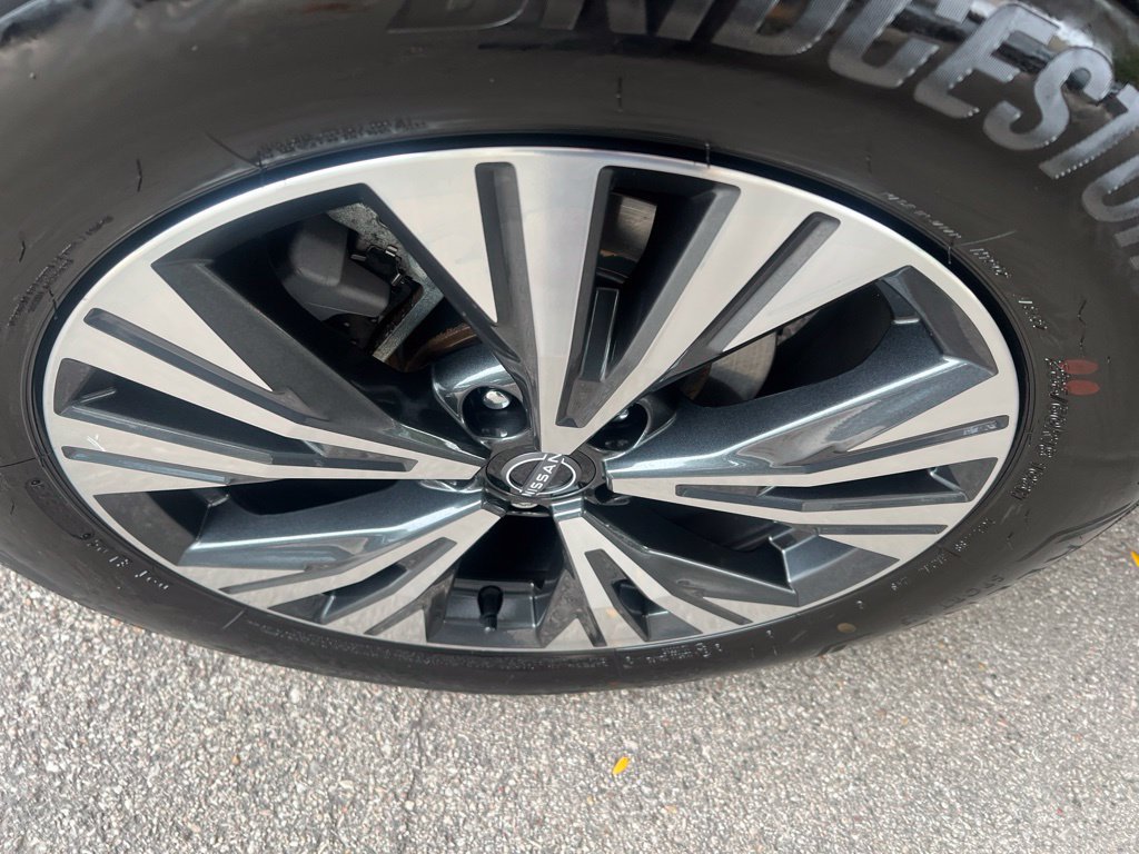 Certified 2023 Nissan Rogue SV w/ SV Premium B Package AWD/4WD image 43