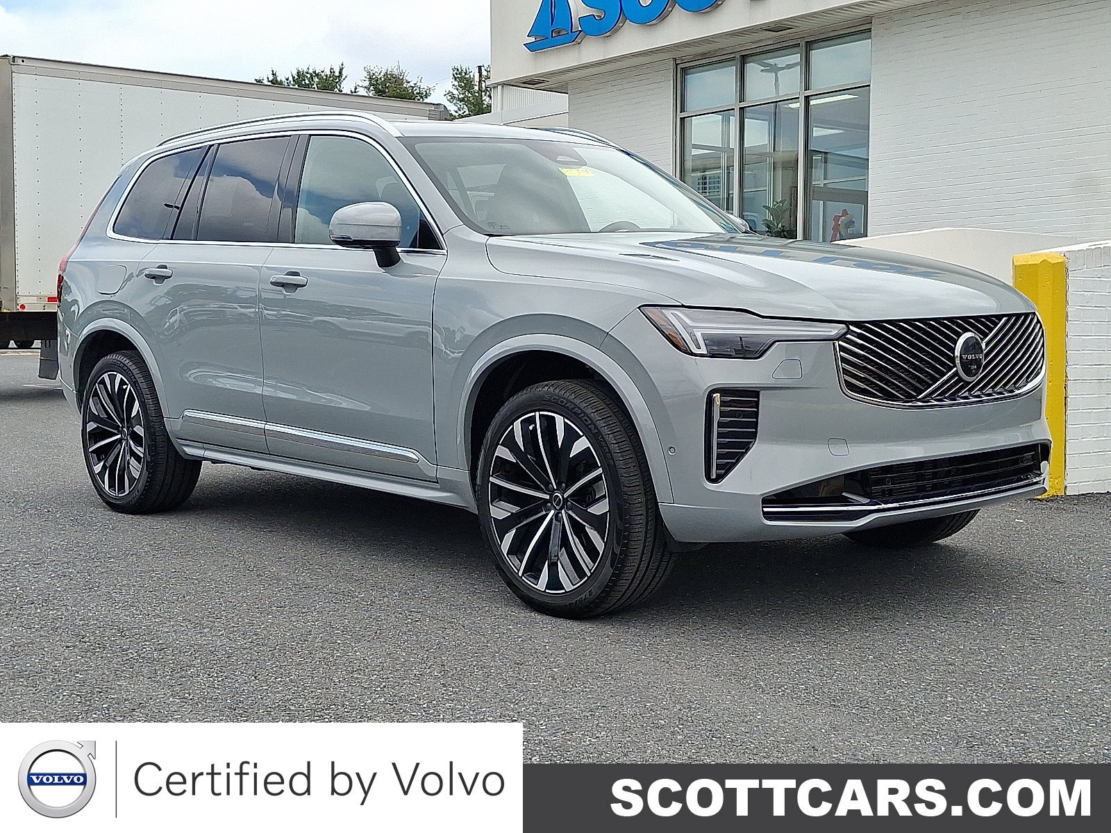 Certified 2026 Volvo XC90 B6 Plus AWD/4WD image 1