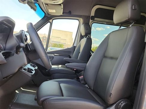 New 2025 Mercedes-Benz Sprinter 2500 image 16