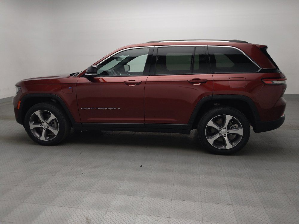 Used 2022 Jeep Grand Cherokee Limited 4xe w/ Luxury Tech Group II AWD/4WD image 3