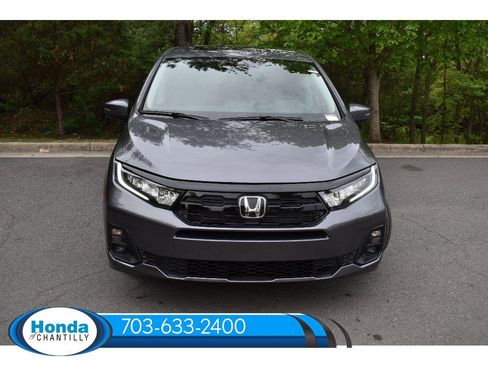 New 2026 Honda Odyssey Touring image 2