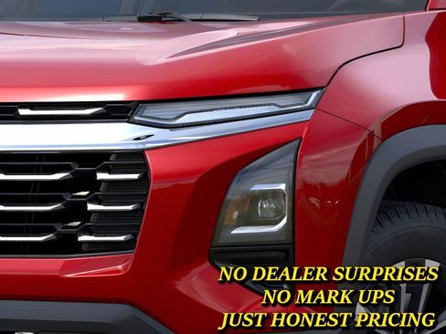 New 2026 Chevrolet Equinox LT w/ Convenience Package II FWD image 10