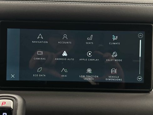 Used 2024 Land Rover Defender 110 S image 37