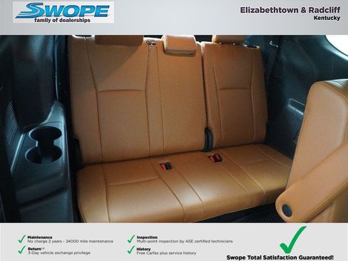 Used 2024 Toyota Highlander Platinum AWD/4WD image 11