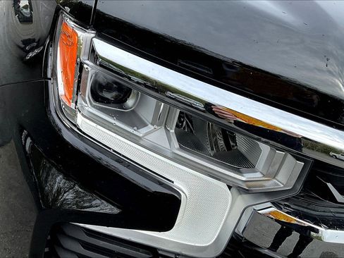 Used 2023 Chevrolet Silverado 1500 LT AWD/4WD image 23