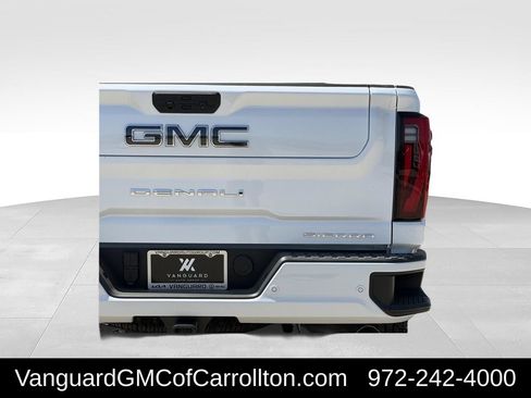 New 2026 GMC Sierra 2500 Denali Ultimate AWD/4WD image 5