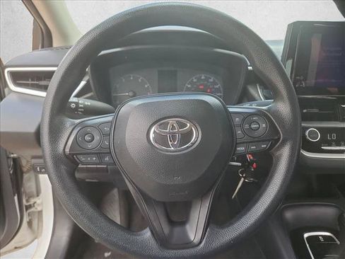Used 2024 Toyota Corolla LE FWD image 13