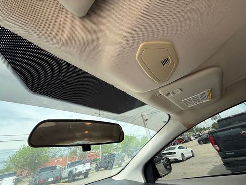 Used 2015 Ford Focus SE image 21