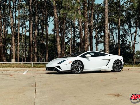 Used 2013 Lamborghini Gallardo LP 560-4 AWD/4WD image 24