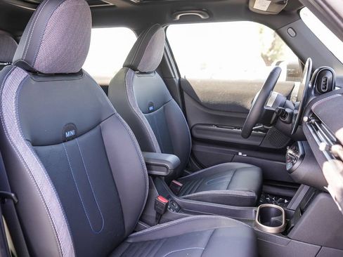 Used 2026 MINI Cooper 4-Door Hardtop FWD image 19