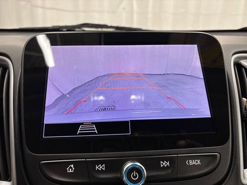 Used 2023 Chevrolet Malibu LT image 20