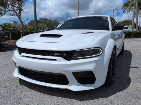 Used 2023 Dodge Charger SRT Hellcat RWD image 9