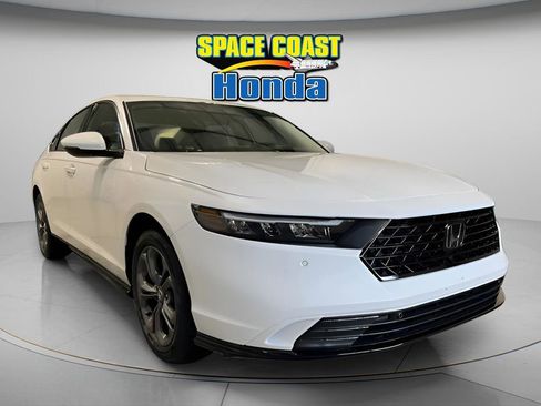 New 2026 Honda Accord EX-L image 1