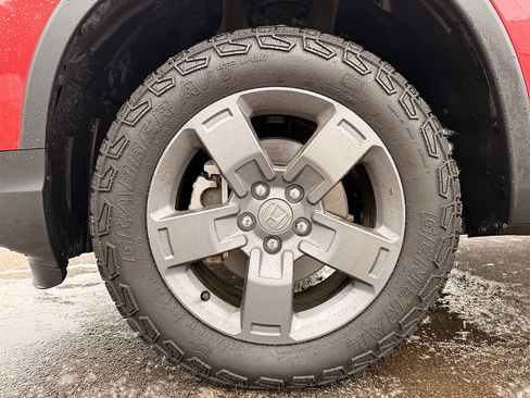 Certified 2025 Honda Ridgeline TrailSport image 10
