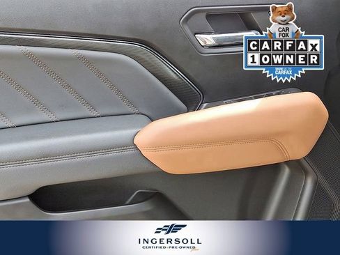 Used 2024 GMC Canyon AT4 image 25