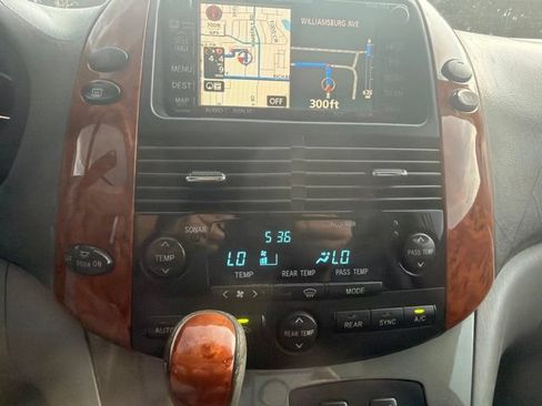 Used 2008 Toyota Sienna XLE FWD image 22