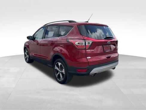 Used 2017 Ford Escape SE w/ SE Leather Comfort Package image 5