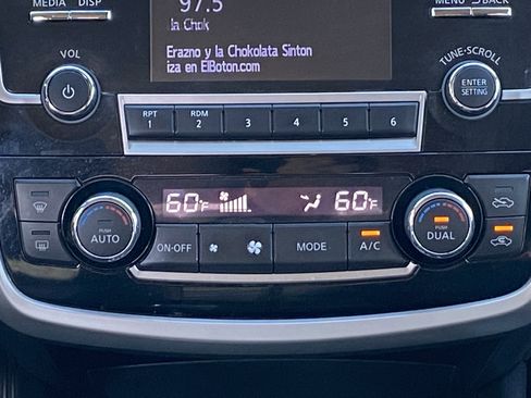 Used 2018 Nissan Altima 2.5 SV image 23